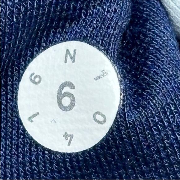 Lululemon Wunder Under Crop (Hi-Rise) (21") EUC Women’s 6 midnight tulle multi - Picture 3 of 4